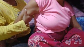 Desi_Wife_in_Skirt_Fucked_Hard_in_hotel_room__XNXX.COM_1